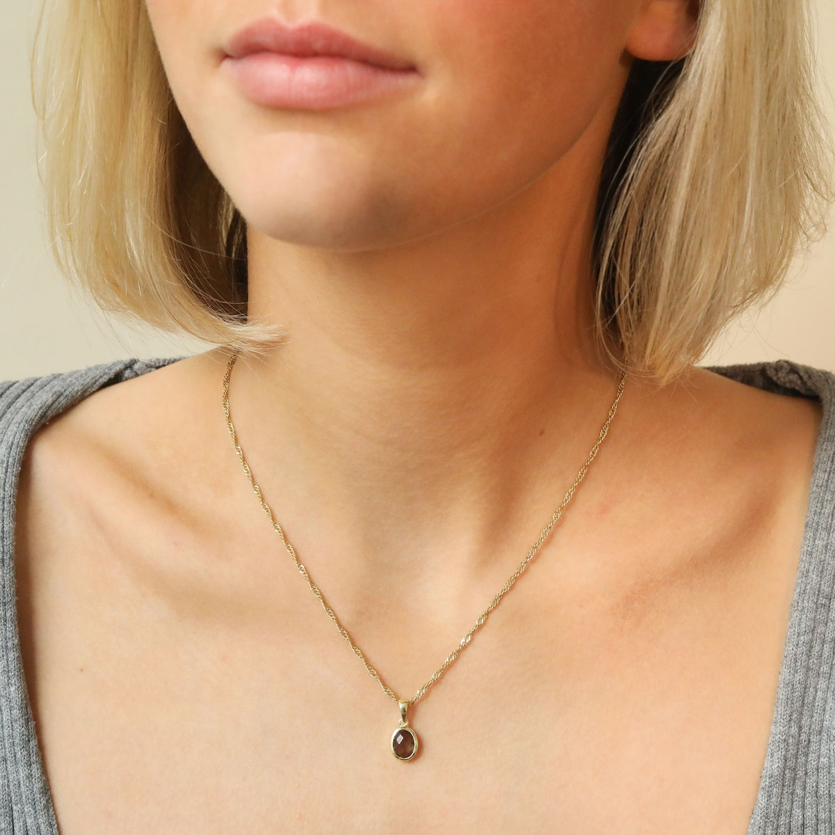 Smoky oval pendant